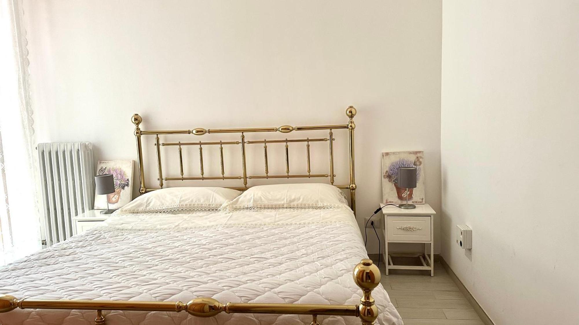 N080 - Numana, Bilocale Con Terrazzo In Centro Lejlighed Sirolo Eksteriør billede